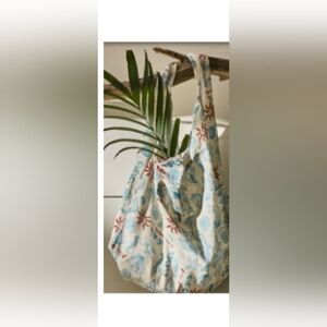 Free People Beach-Themed Tote Bag with Sea Life Print